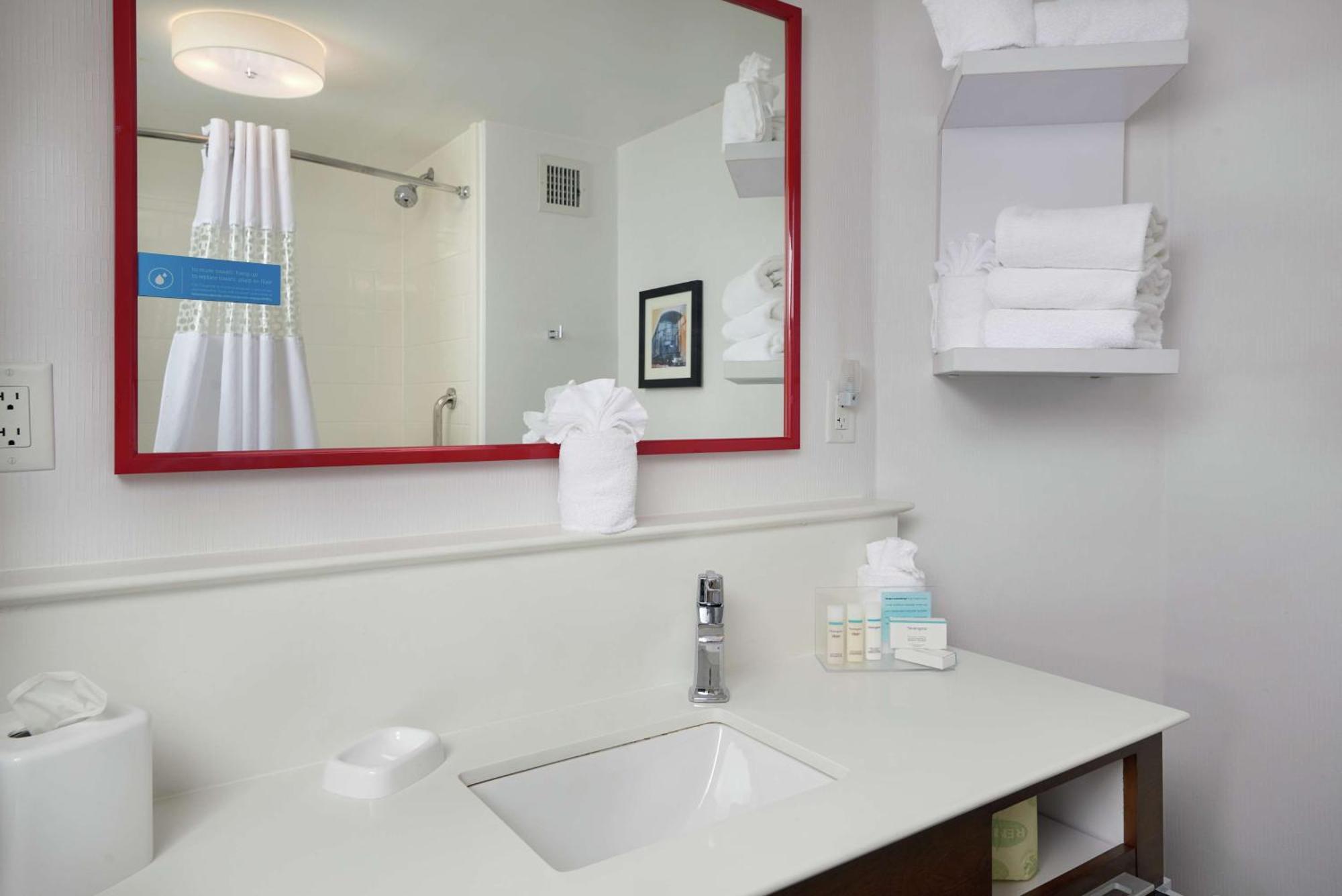 Hampton Inn Hanover Eksteriør bilde